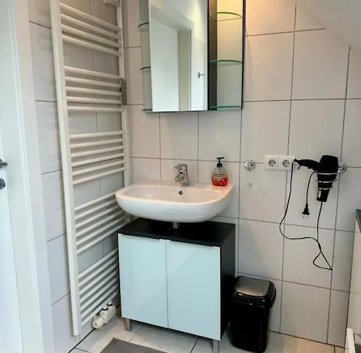 Lägenhet Grosszuegige Mit Parkplatz Graz